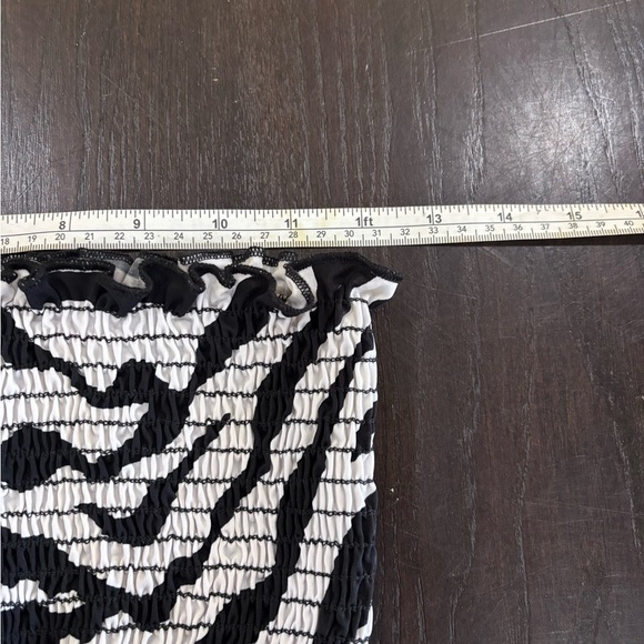 Funwear Factory Strapless Zebra Print Dress Bathing Suit Cover up Size Medium - Picture 5 of 8
